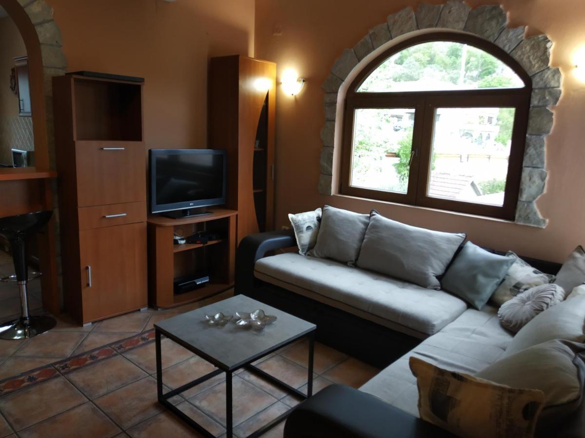 Apartment Aki Kotor Ngoại thất bức ảnh