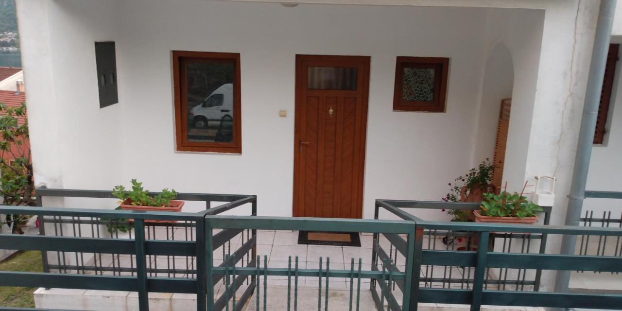Apartment Aki Kotor Ngoại thất bức ảnh