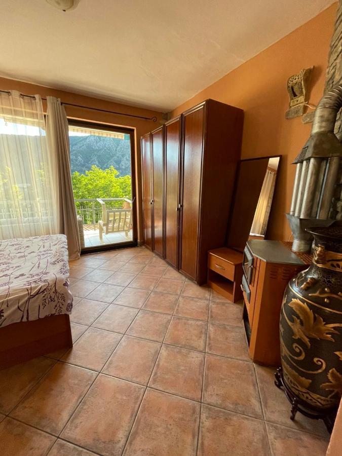 Apartment Aki Kotor Ngoại thất bức ảnh