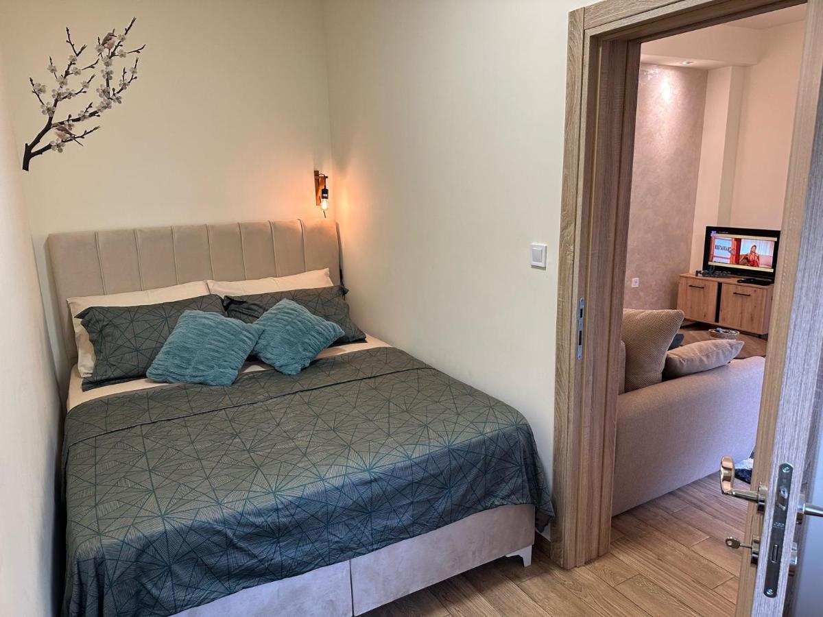 Apartment Aki Kotor Ngoại thất bức ảnh