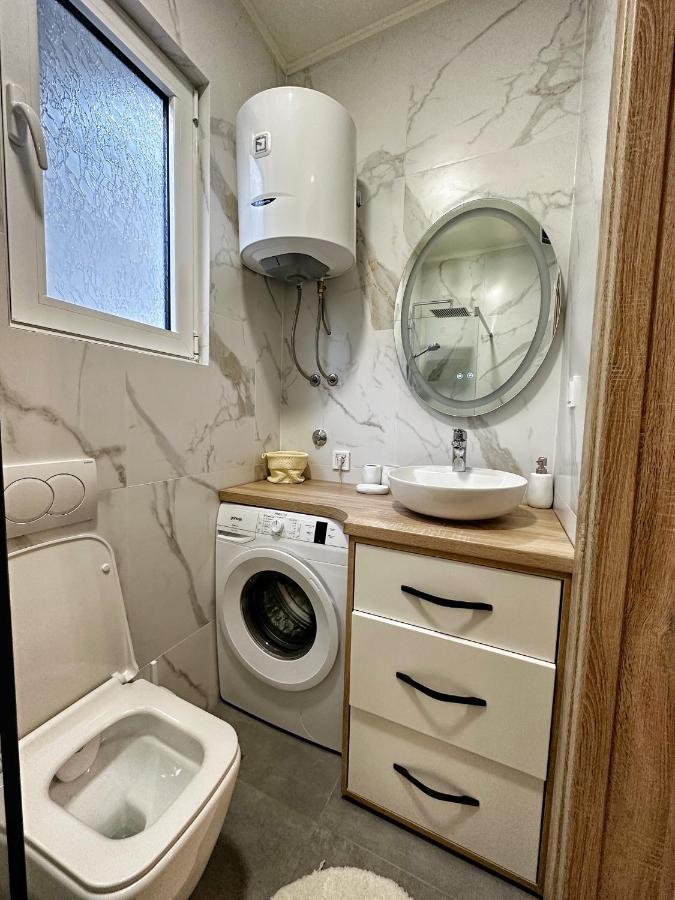 Apartment Aki Kotor Ngoại thất bức ảnh