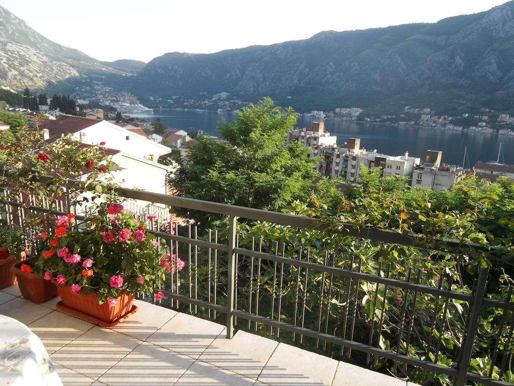 Apartment Aki Kotor Phòng bức ảnh